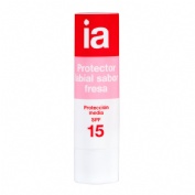 Interapothek protector labial spf15  1 envase 4 g sabor fresa